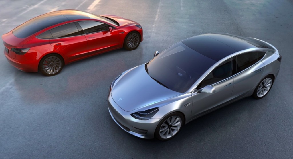 Tesla crée l'hystérie avec la Model 3 - Dynatek - photo 12